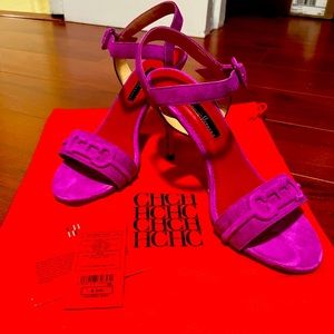 Carolina Herrera CH suede t strap sandals Size 38